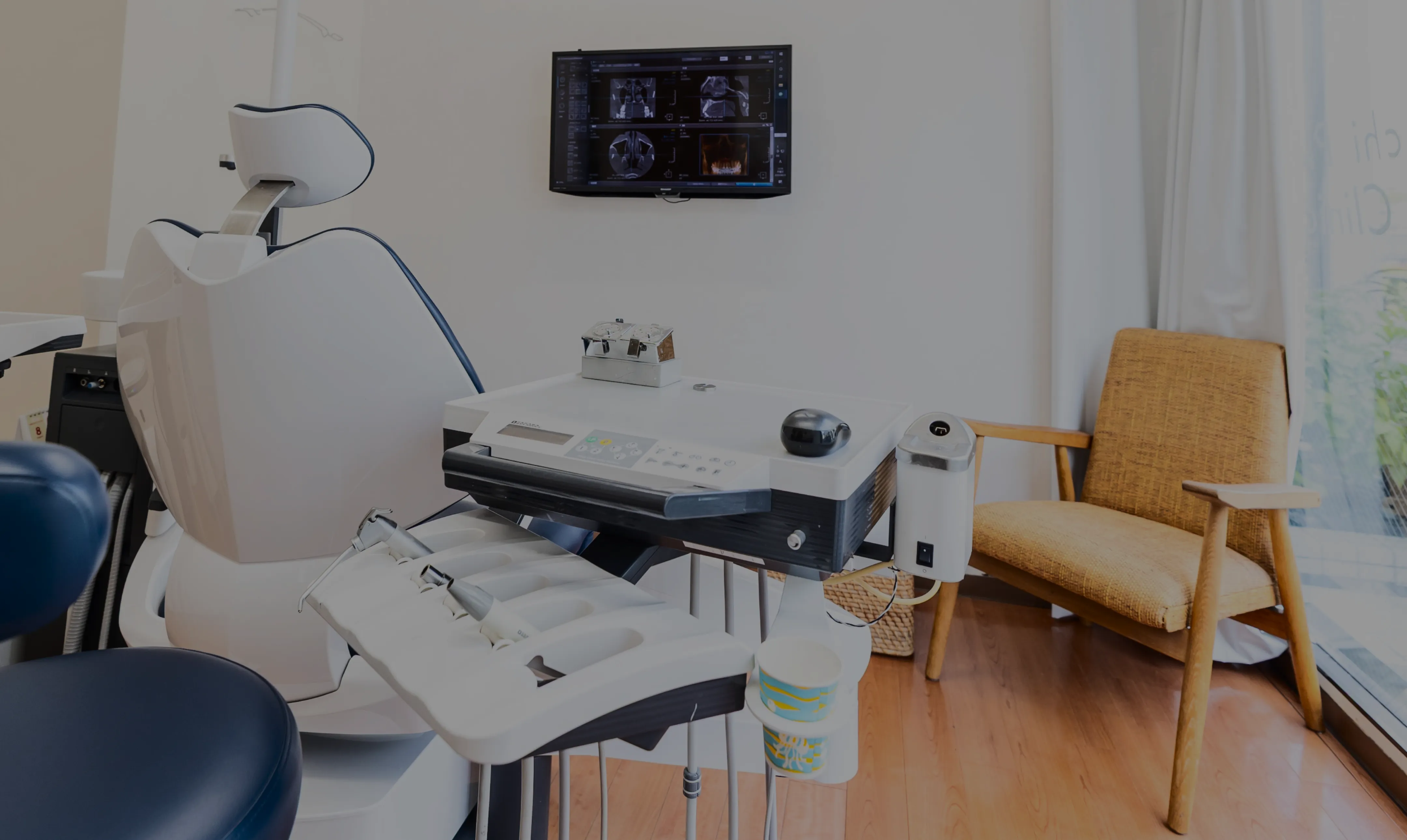 新町プラザ歯科　ロゴ